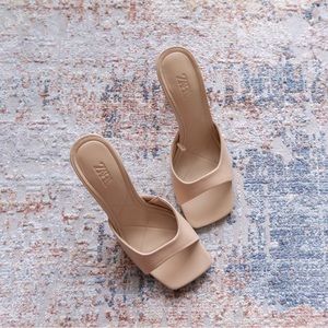 Summery heeled Zara mules in beige - excellent condition